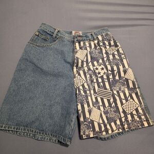 Merwee International Shorts